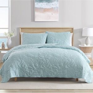 CARIBBEAN JOE Full/Queen Outlined Shell 3-Piece Quilt Set, Coastal Beach , Aqua